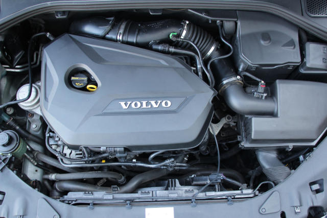 Volvo V60 Momentum 21-XJJ-5 (18)