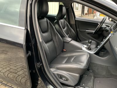 Volvo V60 T3 Momentum (73)